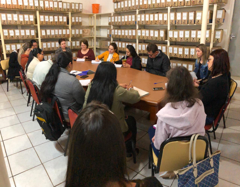 REUNIÃO DE DIRETORES REAJUSTA E DEFINE PROJETOS